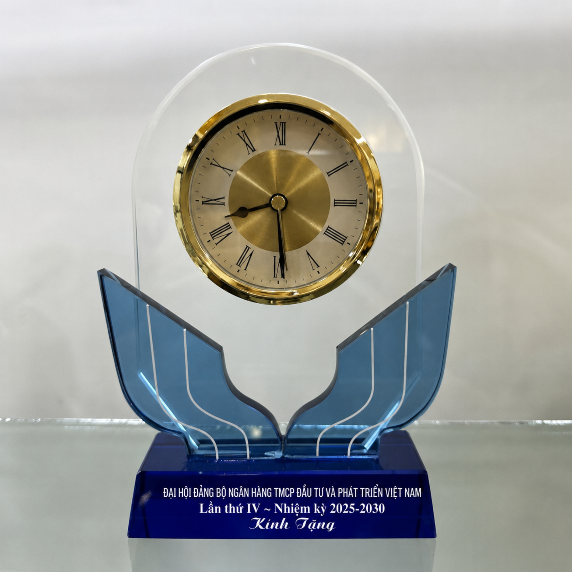 đồng hồ pha lê 21