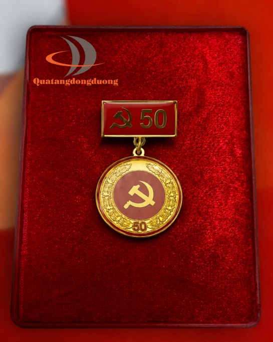 huy hiệu 50 năm 