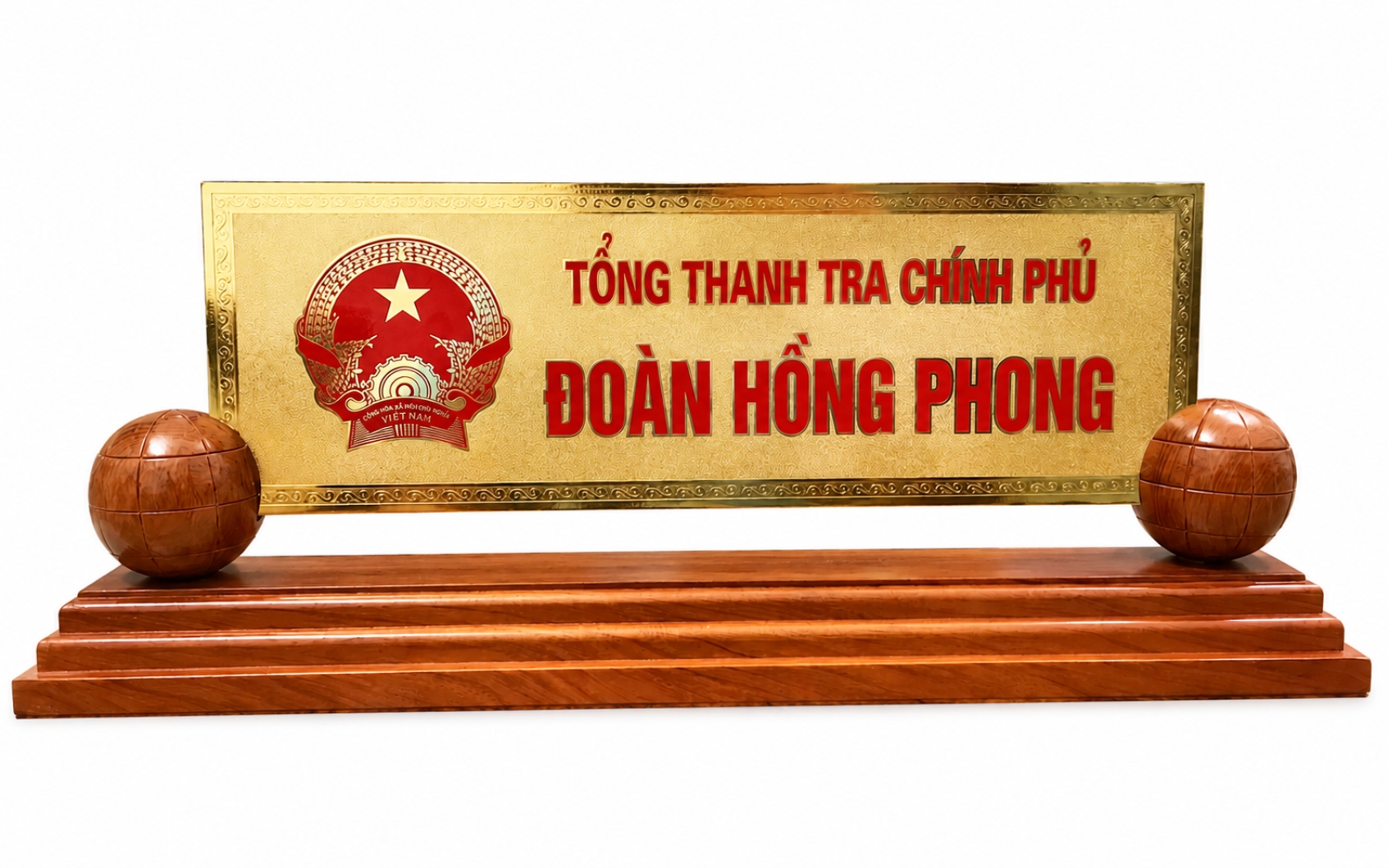 Biển chức danh 18